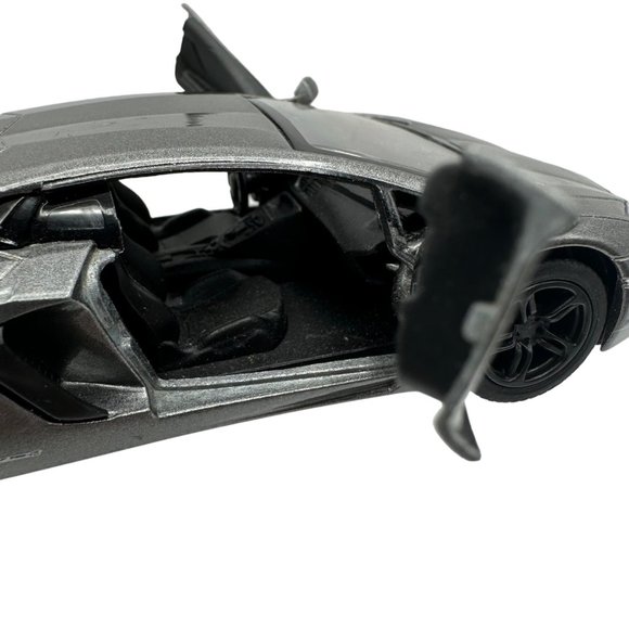 Kinsmart Lamborghini Aventador LP 700-4 Model Car Silver 1/36 Scale KT5355 - Picture 12 of 12